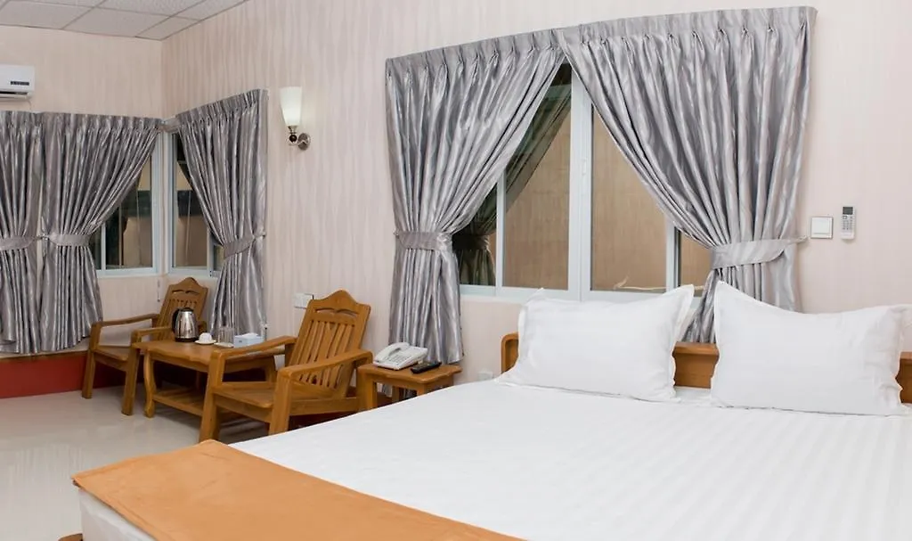 יאנגון Aung Tha Pyay Hotel 2