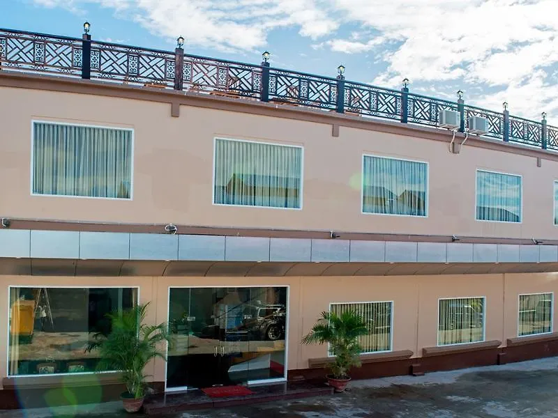 יאנגון Aung Tha Pyay Hotel 2 2*,  מיאנמר