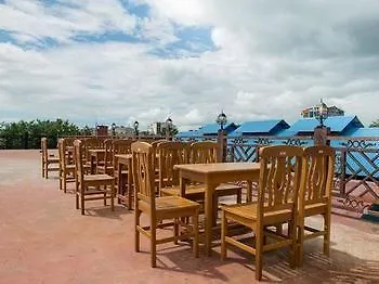 יאנגון Aung Tha Pyay Hotel 2 2*,